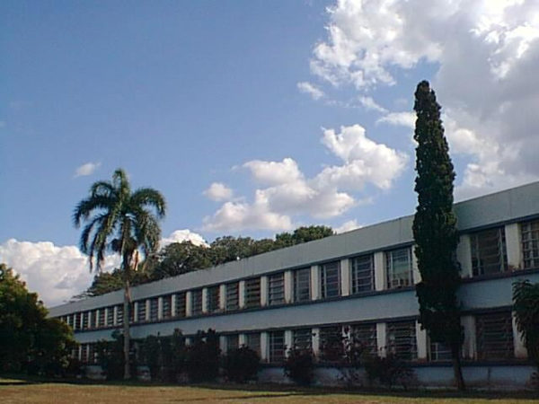 Miembros De La Universidad Central Proyectan Un Parque Fotovoltaico En